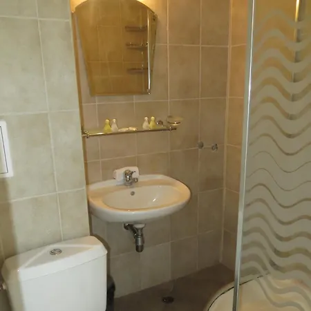 оникс Hotel 2*